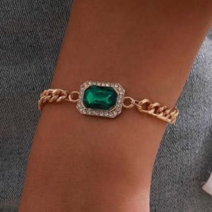 Costume jewelry emerald gold chain bracelet green stone